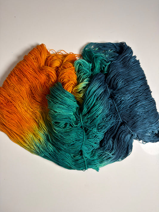 Parrot Feather (Wooly Mammoth)