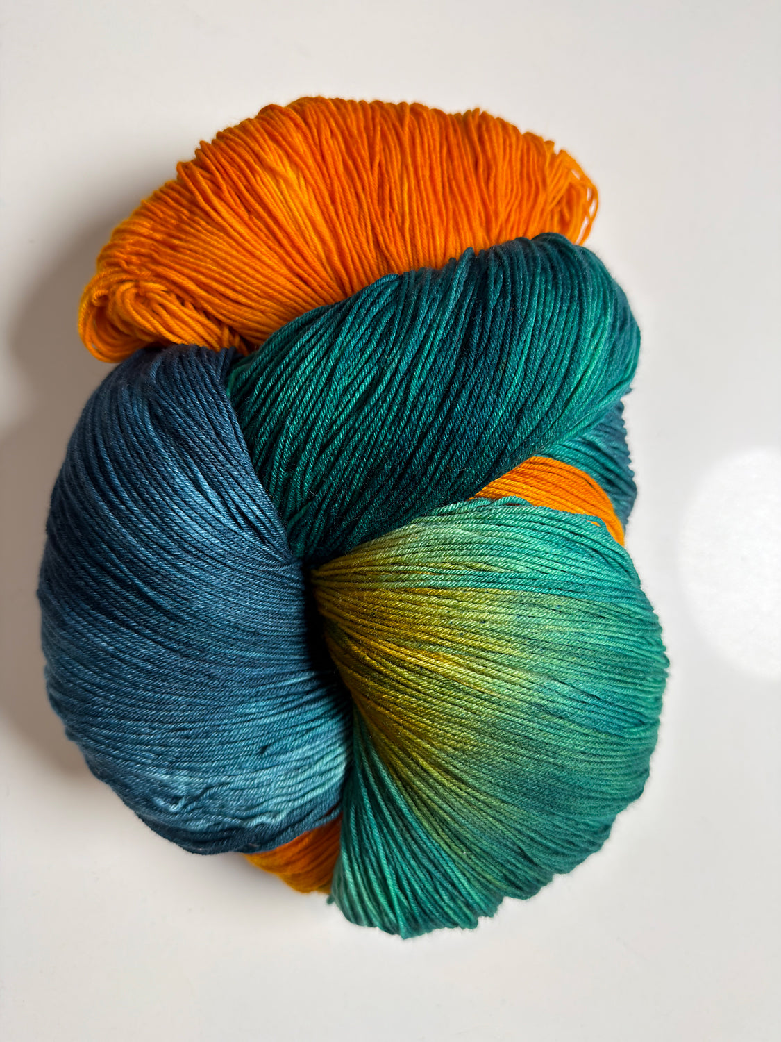Parrot Feather (Wooly Mammoth)